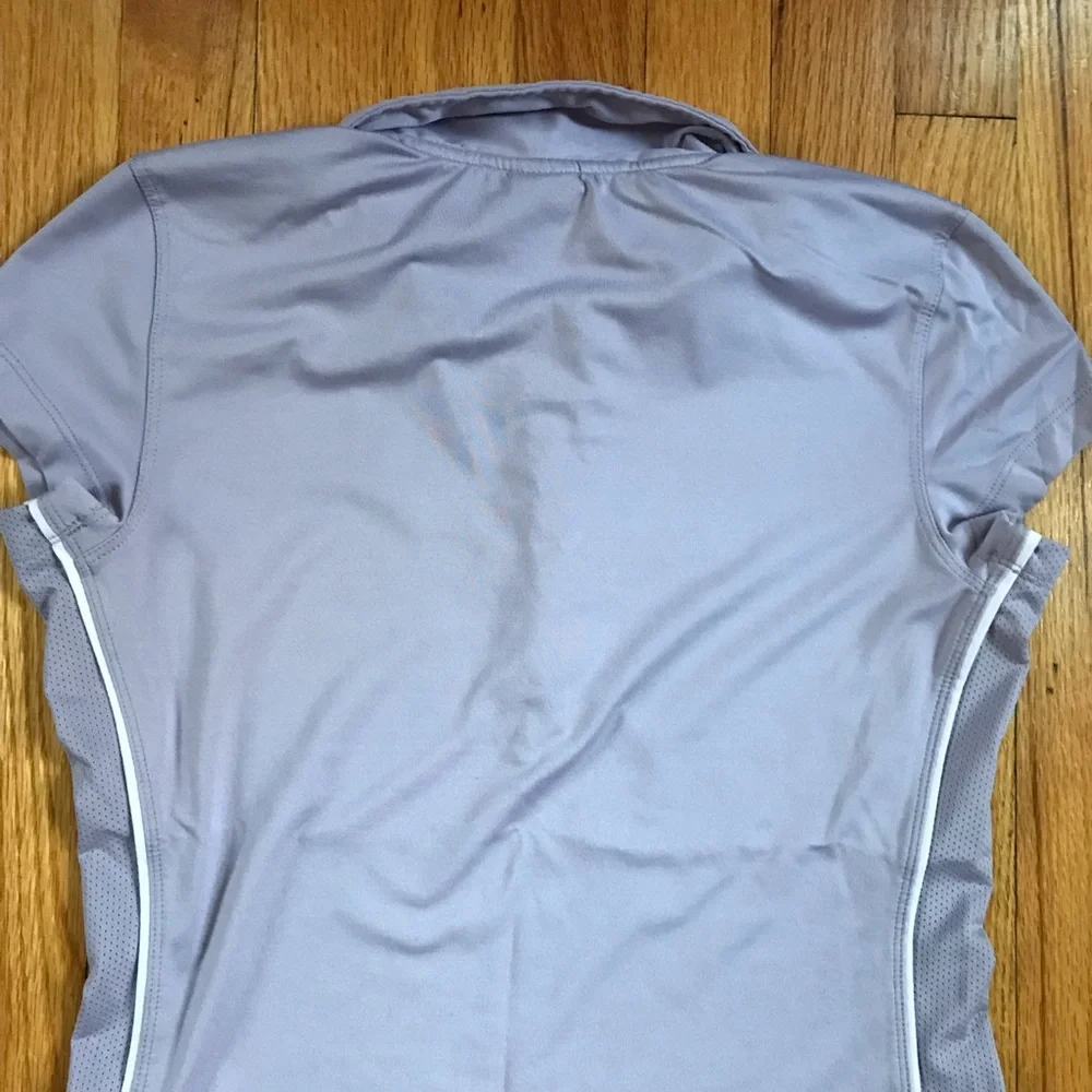 Alo CoolFit Women’s Lavender Short Sleeve Tennis Polo Top Small